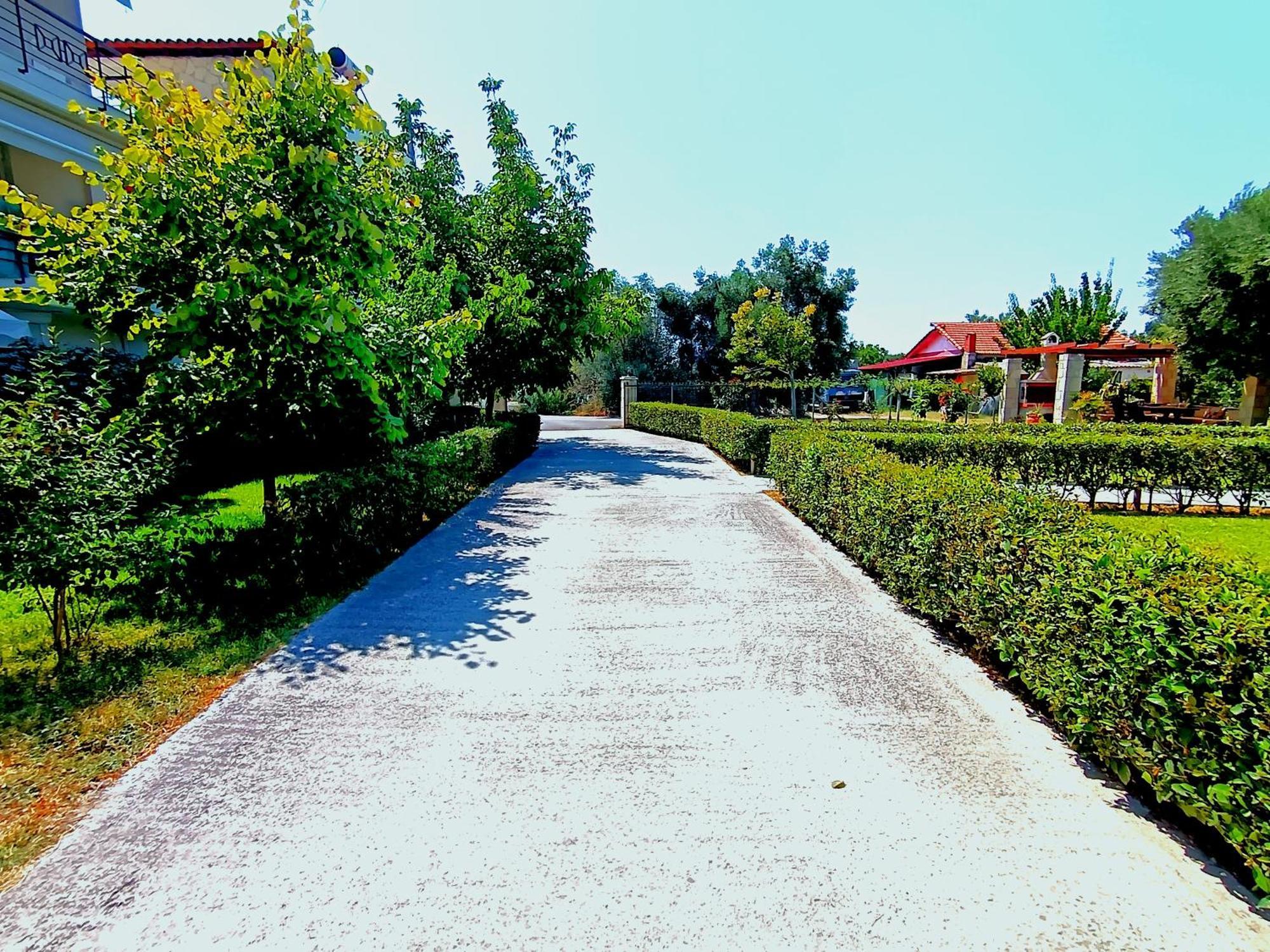 Giorgos Apartments. Skala Fourkas Luaran gambar